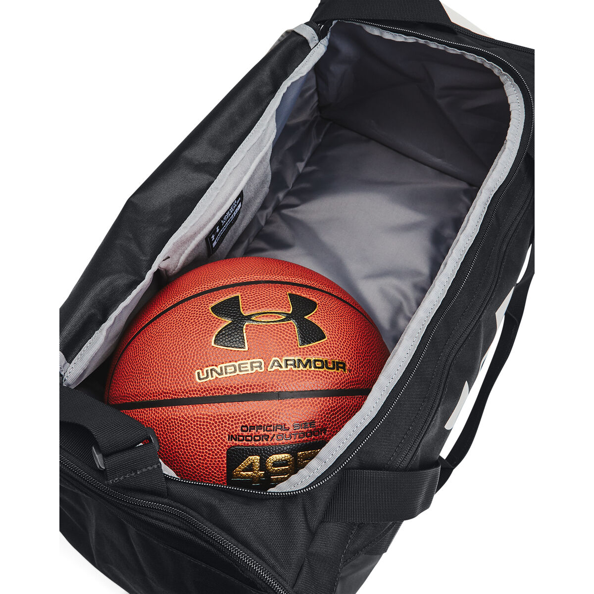 Undeniable 5.0 Duffle SM Duffelbag Musta