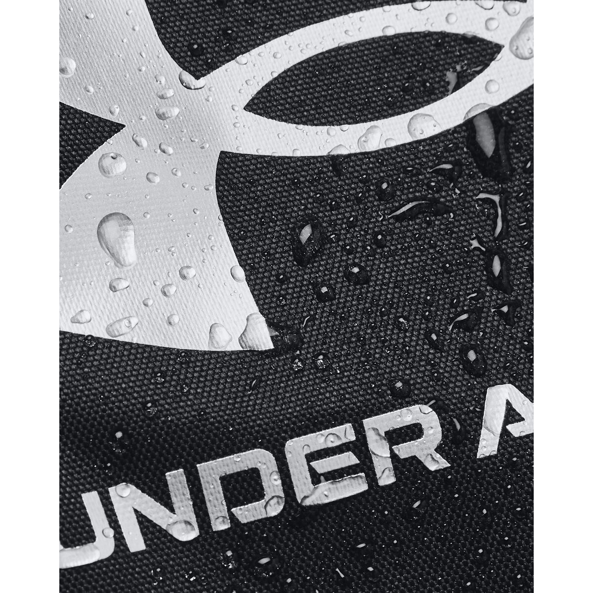 Undeniable 5.0 Duffle SM Duffelbag Musta