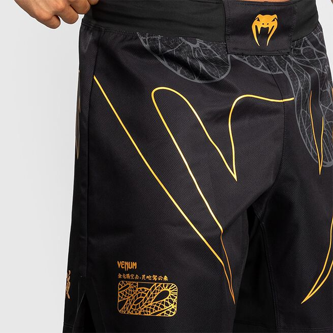 Serpenti Fightshortsit Musta Hopea Kulta