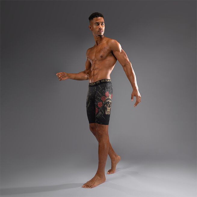 Santa Muerte 5.0 Vale Tudo Shorts Musta Kulta