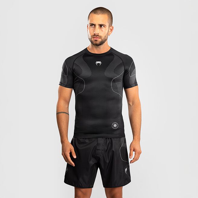 Nexus Rashguard Lyhythihainen Musta Hopea