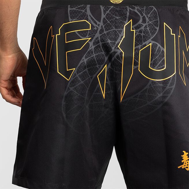 Serpenti Fightshortsit Musta Hopea Kulta