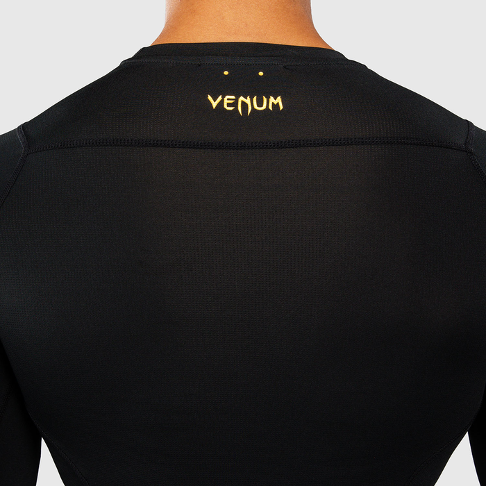 Venum G-Core pitk&auml;hihainen rashguard musta/kulta