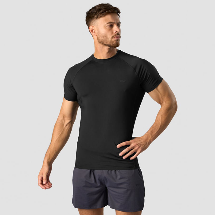 Stride Muscle Fit -t-paita miehille, musta