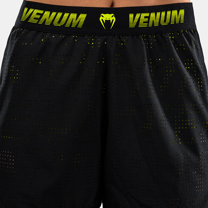 Venum Lazer Treenishortsit Musta Keltainen