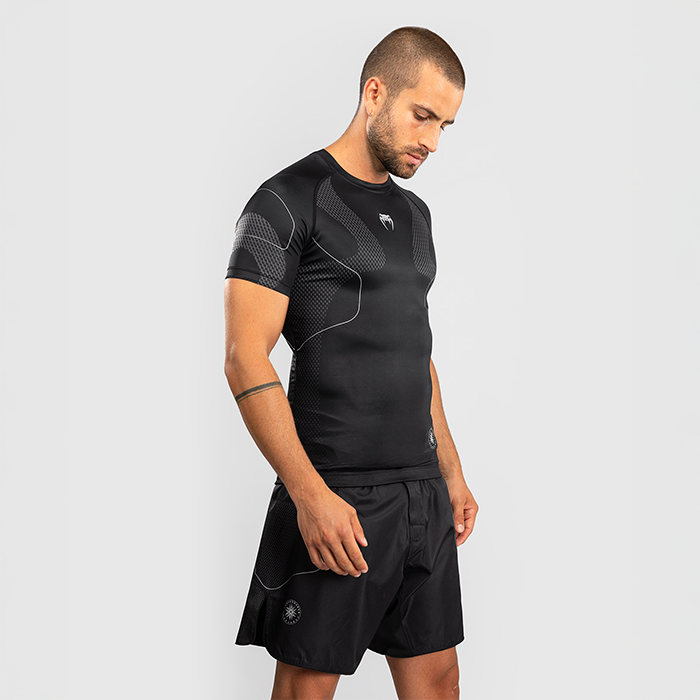 Nexus Rashguard Lyhythihainen Musta Hopea