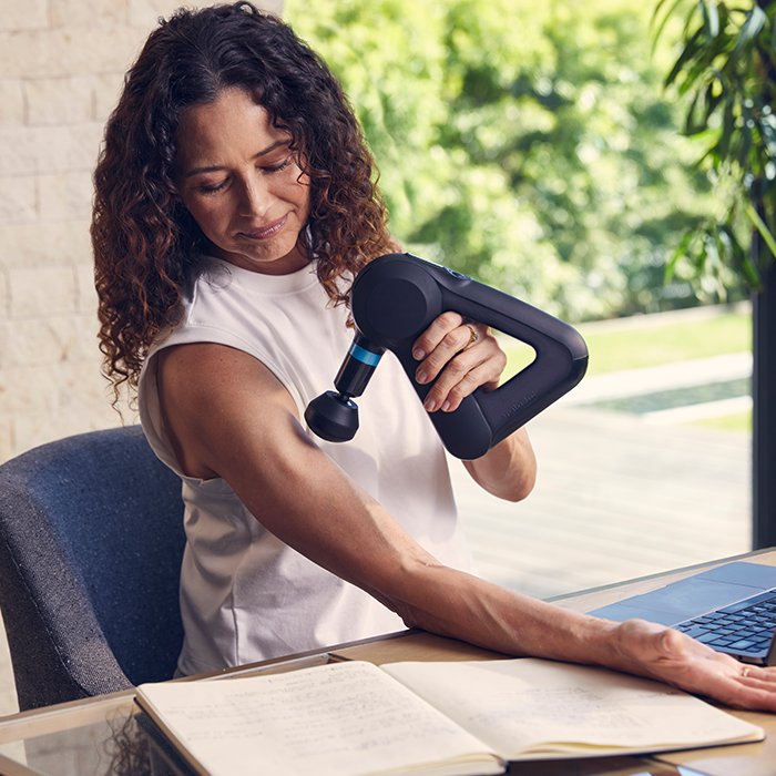 Theragun Massager Elite G5 -Hierontapistooli Musta