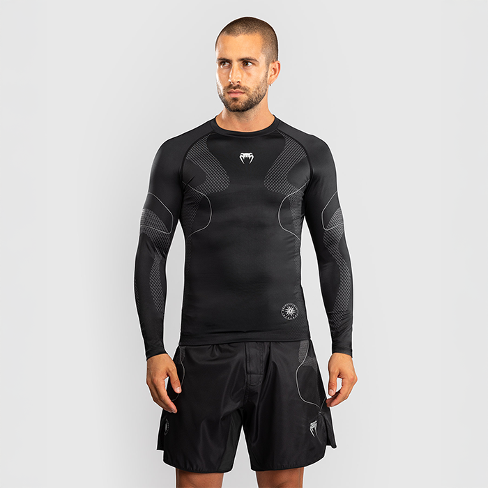 Nexus Rashguard Pitk&auml;hihainen Musta Hopea