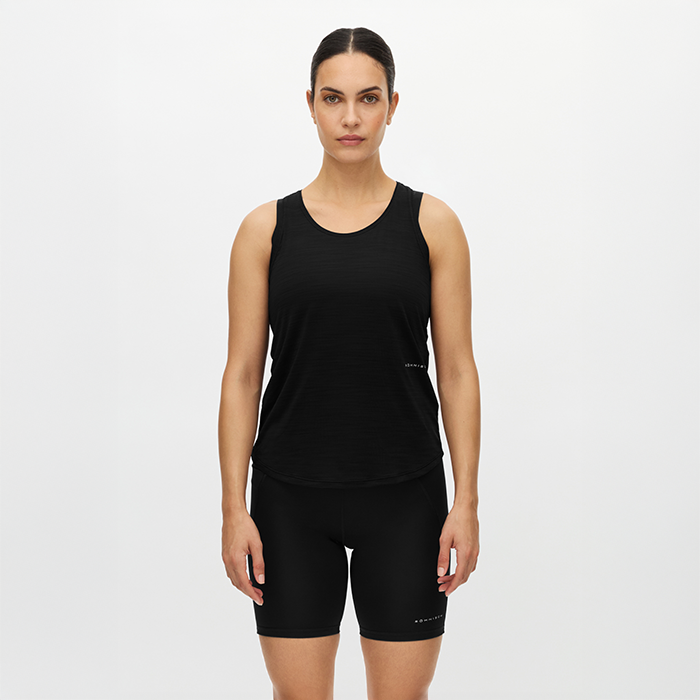 Motion Racerback Toppi Musta