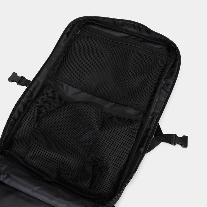 Hero 3.0 Reppu Musta 45 L