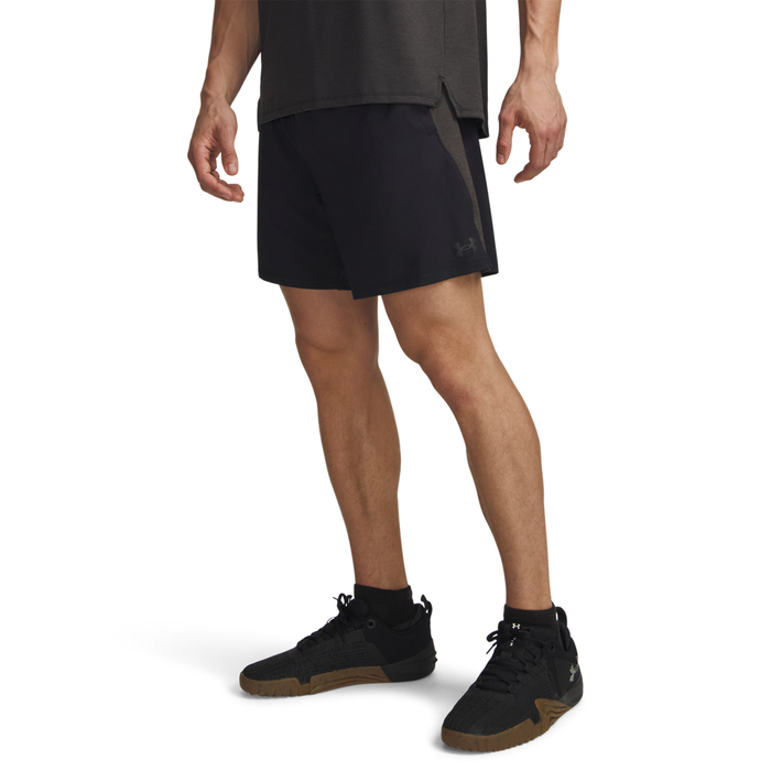 Tech Vent Shorts 7" Musta