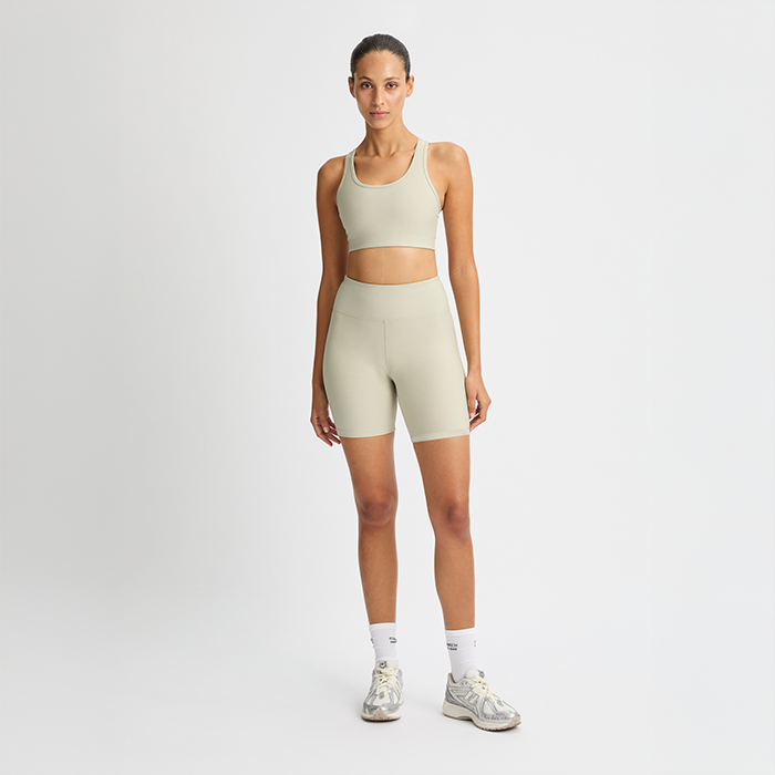 Ribatut Py&ouml;r&auml;ilyshortsit Beige