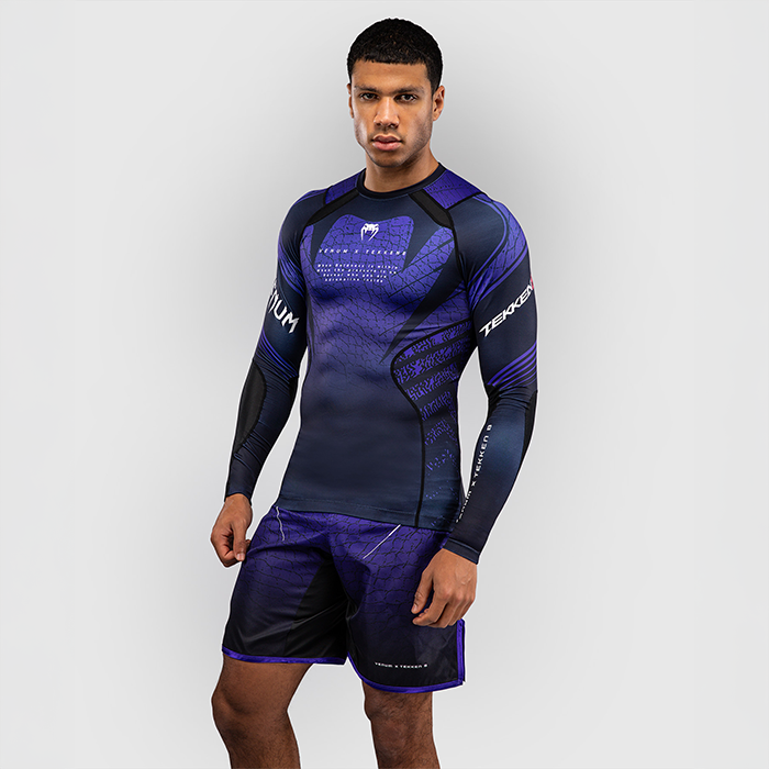 Venum x TEKKEN 8 Pitk&auml;hiha Rashguard Kazuya Musta Lila
