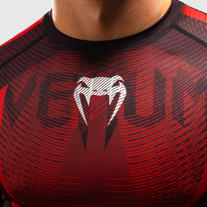 Venum GALACTIC 3.0 lyhythihainen rashguard punainen/hopea