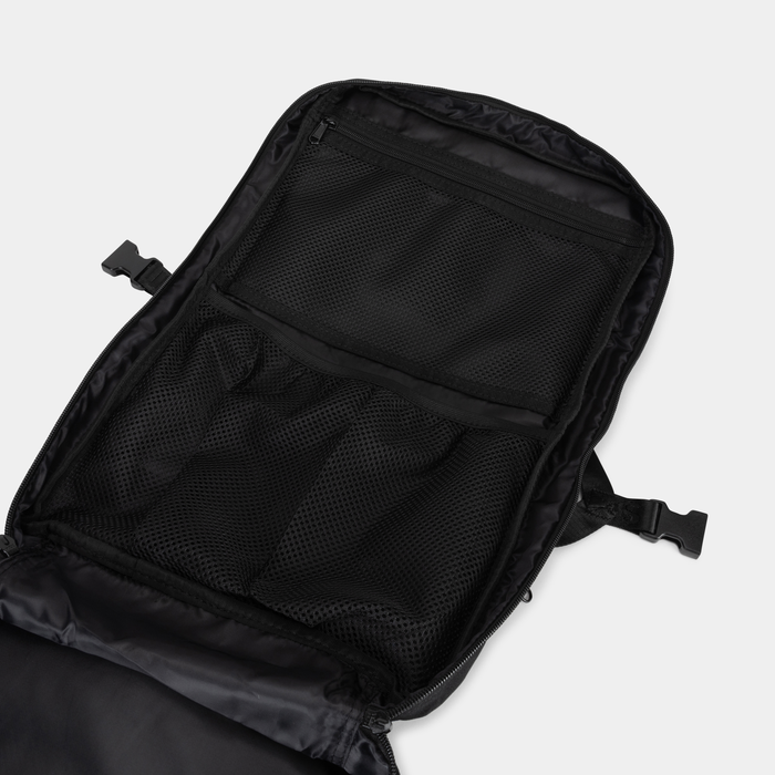 Hero 3.0 Reppu Musta 45 L