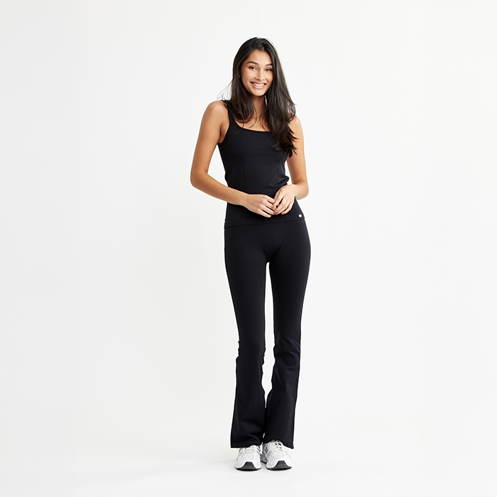 Seamless Flare Treenitrikoot Musta