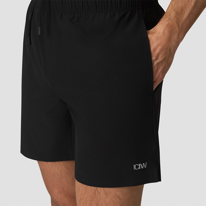 Treenishorts Musta