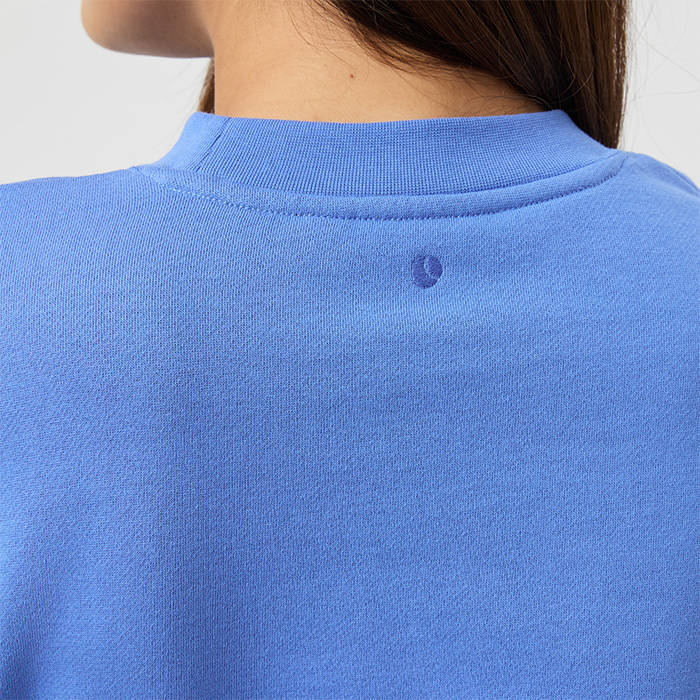 Studio Oversized Cropped Sweatshirt Merensininen