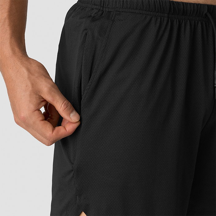 Stride Shorts Musta