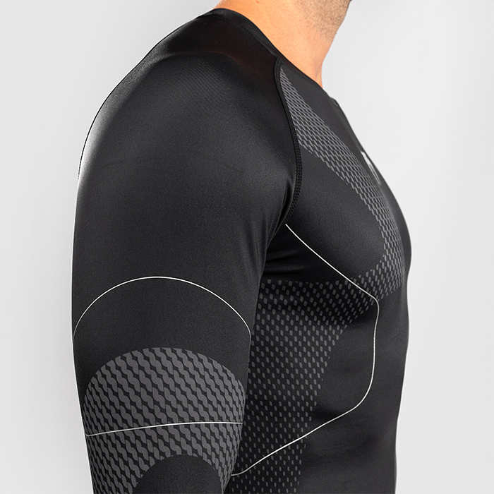 Nexus Rashguard Pitk&auml;hihainen Musta Hopea