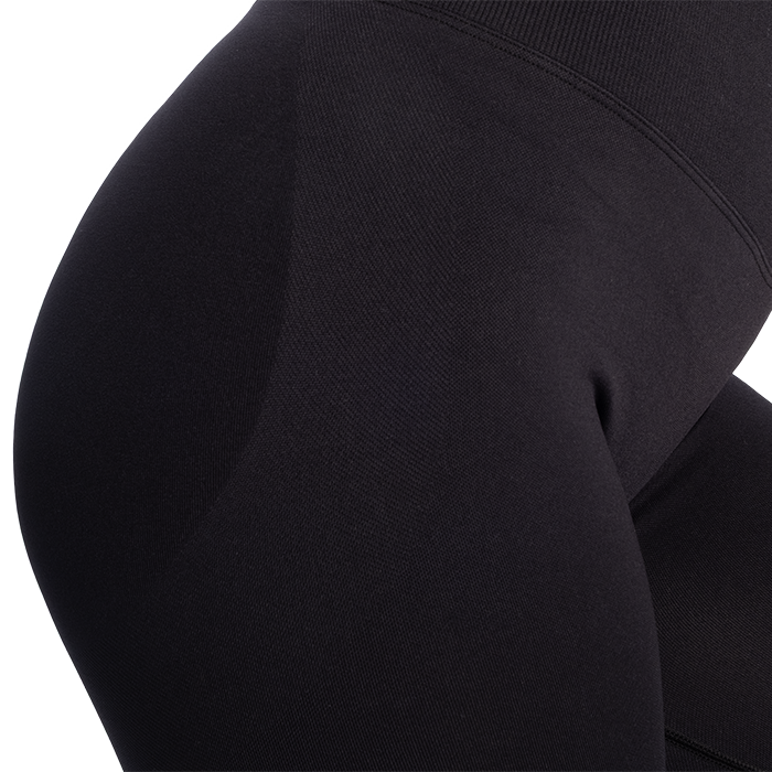 Shape Seamless Trikoot Musta