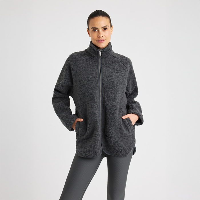 Cloud Pile Takki Musta