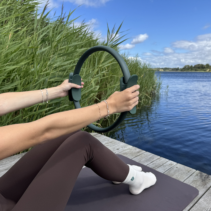 Vitaprana Pilatesrengas Vastuksella Koko Vartalon Harjoitteluun