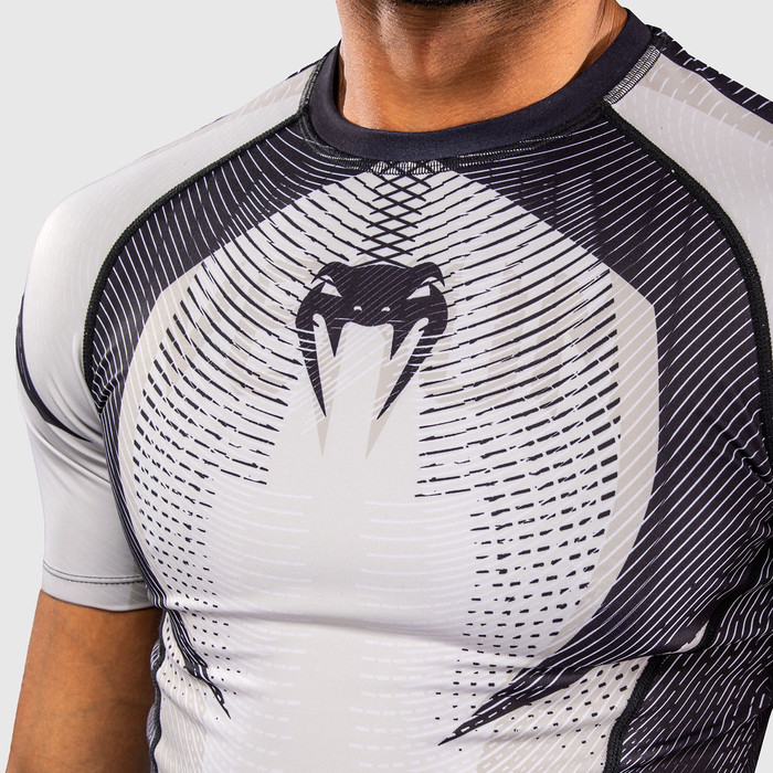 Venum GALACTIC 3.0 lyhythihainen rashguard off-white/musta
