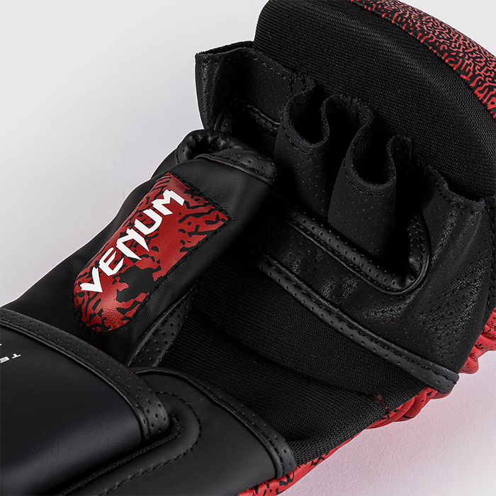 Venum x TEKKEN 8 Sparraushanskat Kazuya Punainen Musta