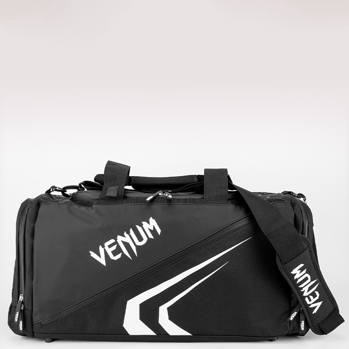 Trainer Lite Evo Urheilulaukku Musta/Valkoinen