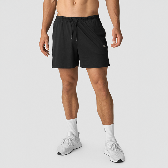 Stride Shorts Musta