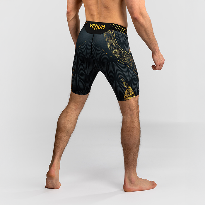UFC Zenith by Venum Fight Night Vale Tudo -shortsit Musta Kulta