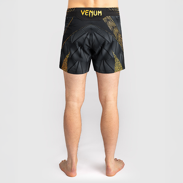 UFC Zenith by Venum Fight Night Fightshortsit Lyhyt malli Musta Kulta