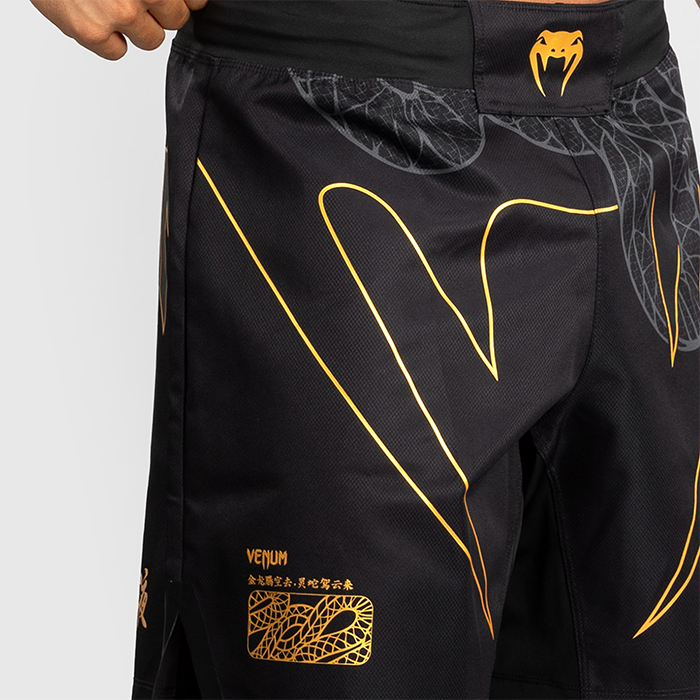 Serpenti Fightshortsit Musta Hopea Kulta