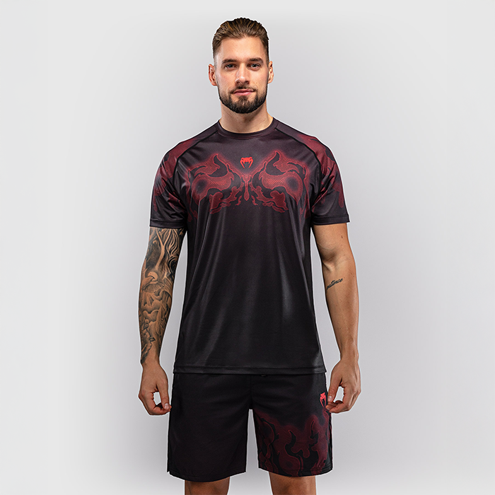 Venum Spectre Dry Tech T paita Musta Punainen