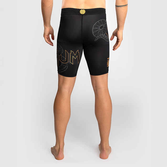 Serpenti Vale Tudo-Shortsit Musta Hopea Kulta