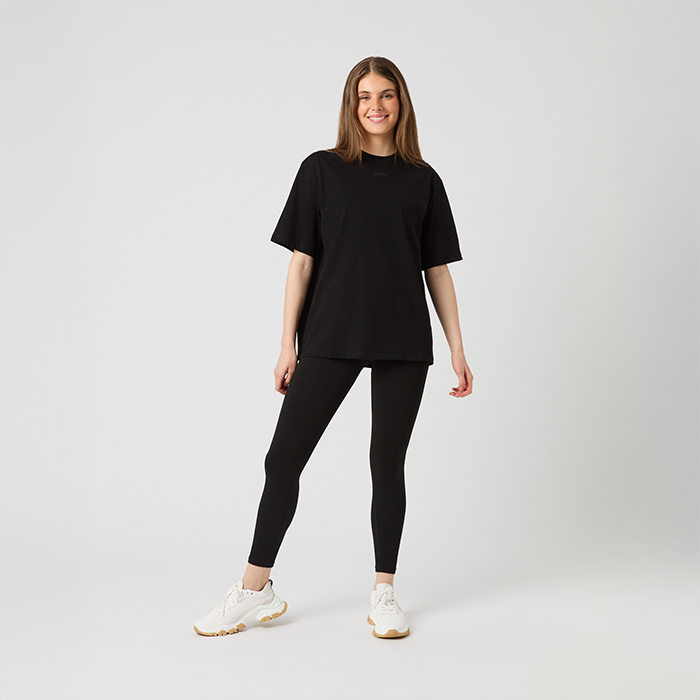 Oversized T-paita Musta