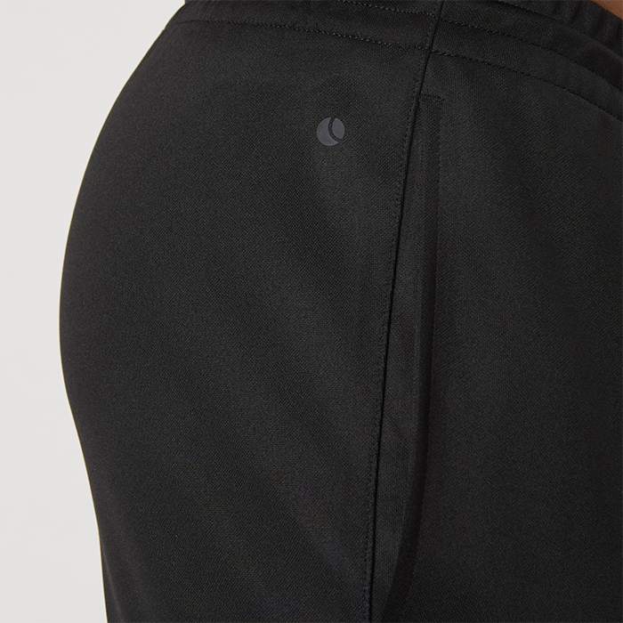 Essential Active Pants Musta