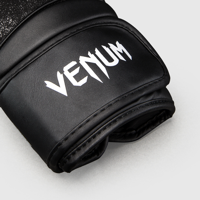 Venum Stone 2.0 nyrkkeilyhanskat musta