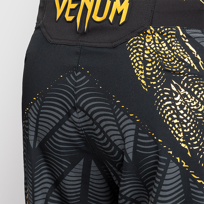 UFC Zenith by Venum Fight Night Fightshortsit Pitk&auml; malli Musta Kulta