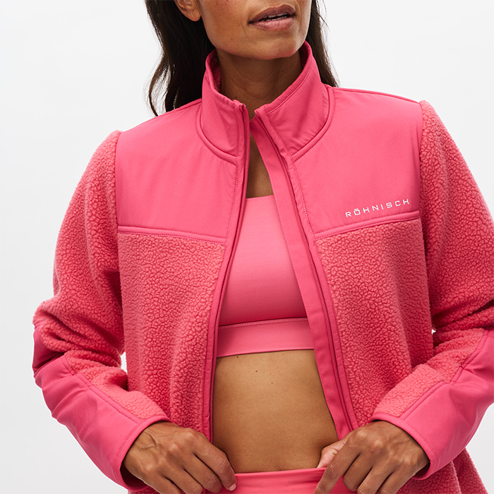 Phoebe Takki Pinkki