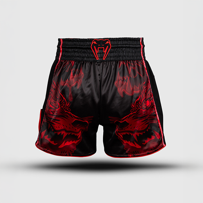 Venum Wolf Atak Muay Thai Shorts Musta Punainen