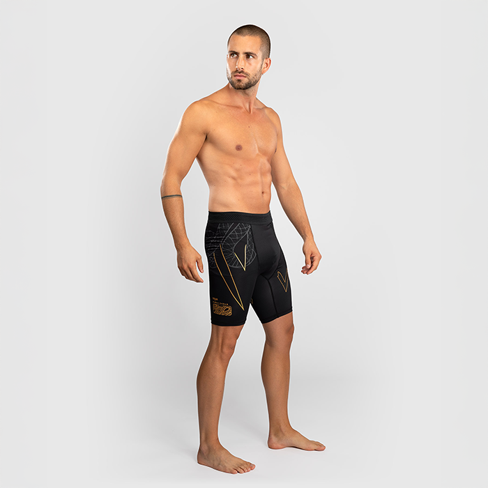Serpenti Vale Tudo-Shortsit Musta Hopea Kulta