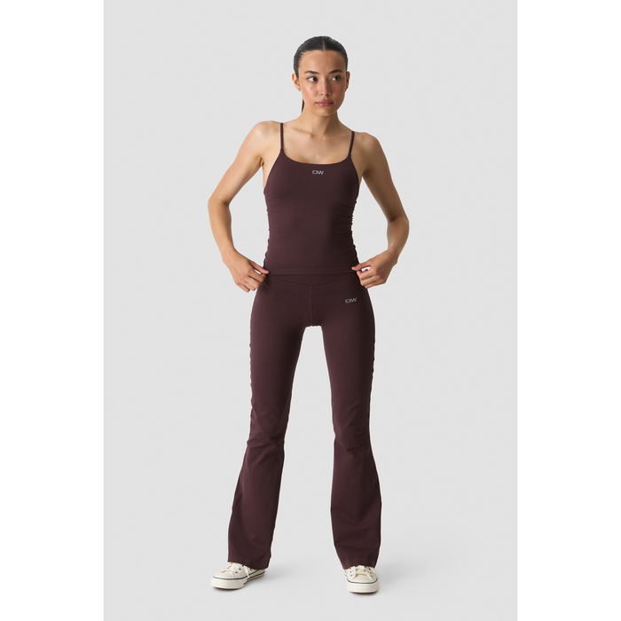 Smooth Seamless 2-in-1 Toppi Ohuilla Olkaimilla Ruskea