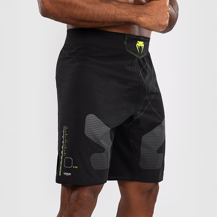 Training Camp 4.0 Fightshorts Musta Vihre&auml;