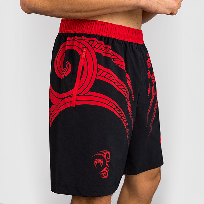 Venum X Mike Tyson Everyone has a plan Treenishortsit Musta Punainen