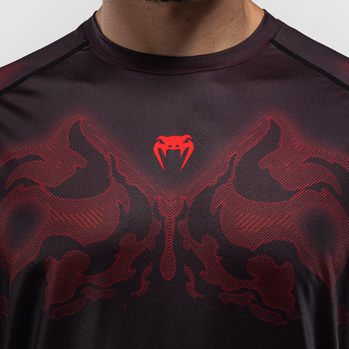Venum Spectre Dry Tech T paita Musta Punainen