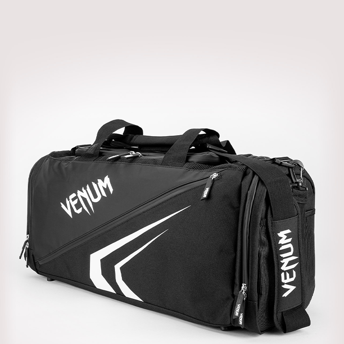 Trainer Lite Evo Urheilulaukku Musta/Valkoinen