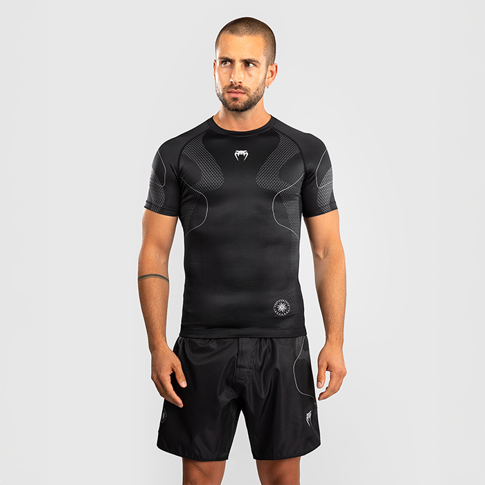 Nexus Rashguard Lyhythihainen Musta Hopea