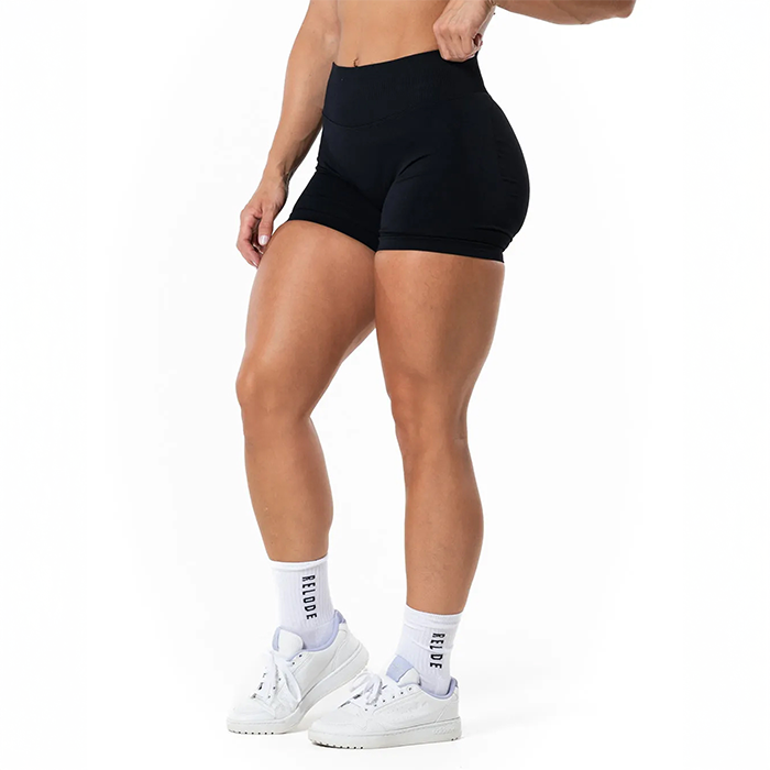 Aura Seamless Scrunch Shorts Musta